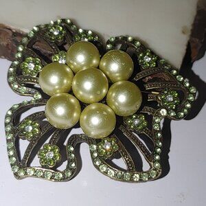 Vintage Brooch Faux Pearl Center Green Rhinestone Accents Floral Design Pin FLAW
